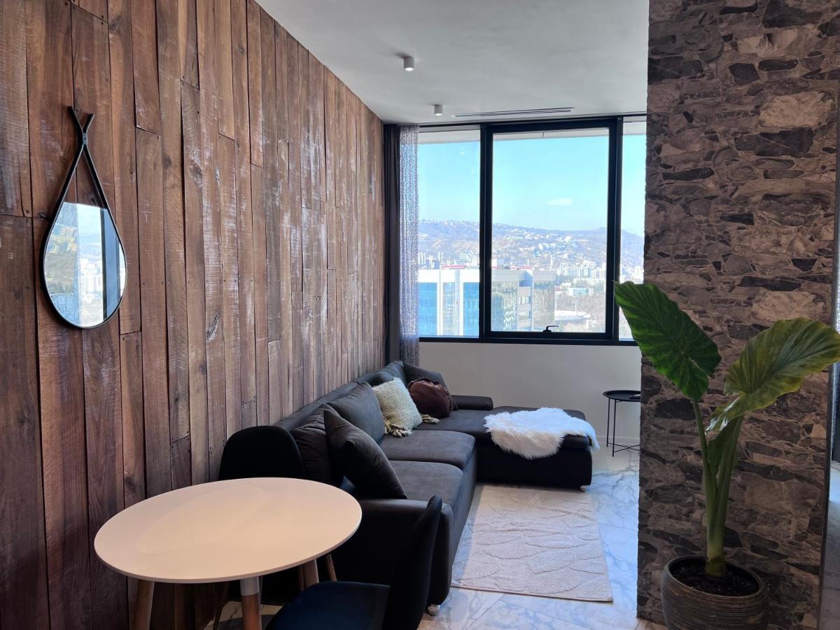 Apartment In Axis Towers, Tbilisi Business Center Екстериор снимка