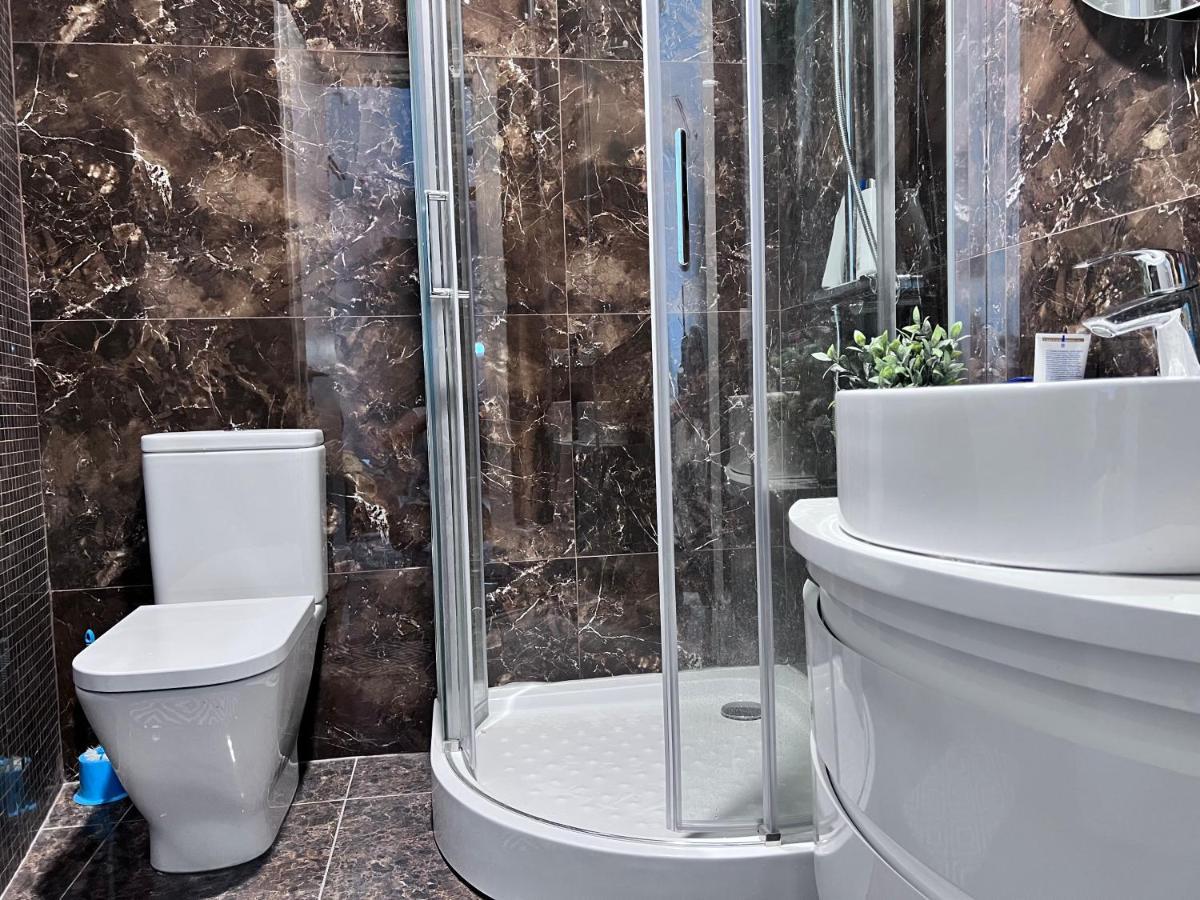 Apartment In Axis Towers, Tbilisi Business Center Екстериор снимка